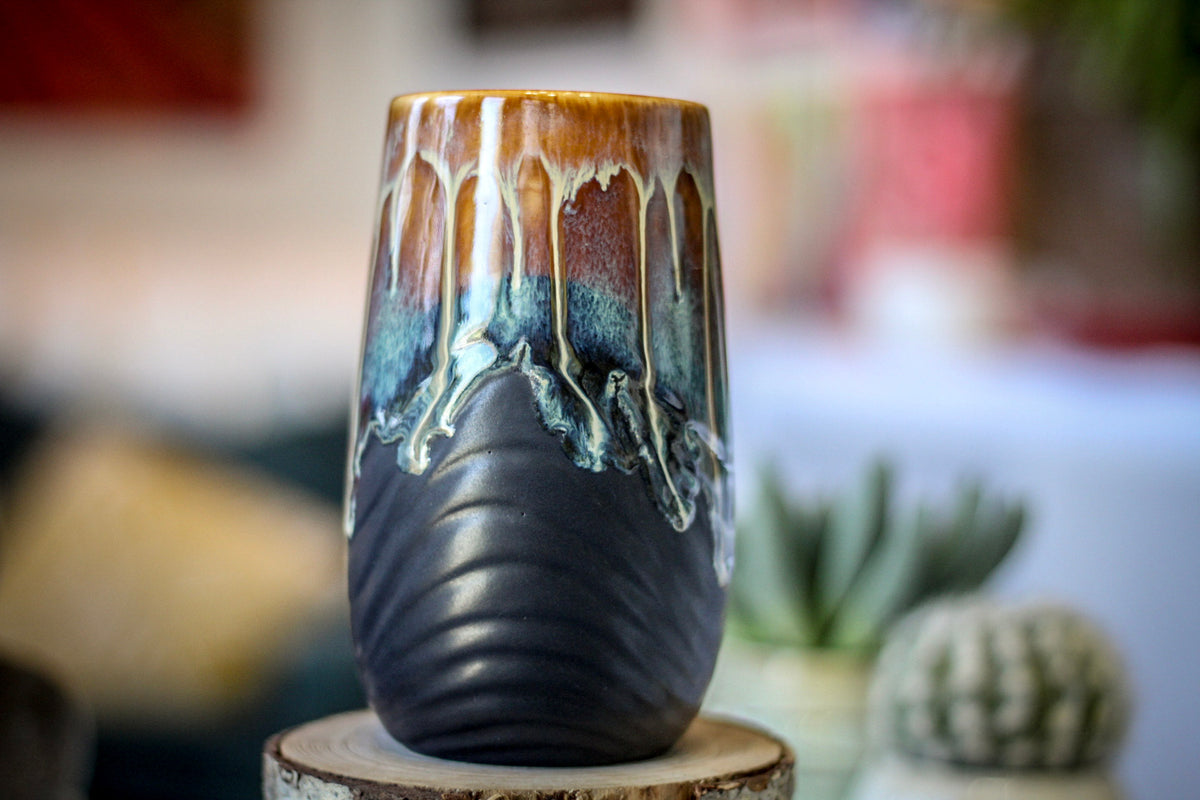 11-D New Wave Textured Notched Mug - TOP SHELF, 18 oz.