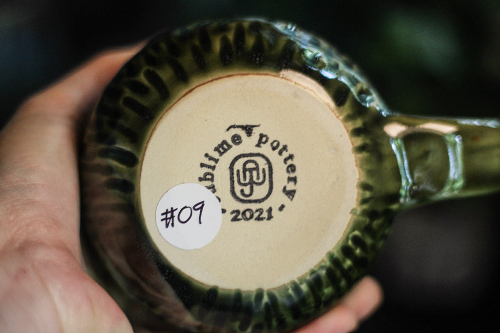 09-D Mossy Wave Textured Gourd Mug - ODDBALL, 18 oz. - 10% off