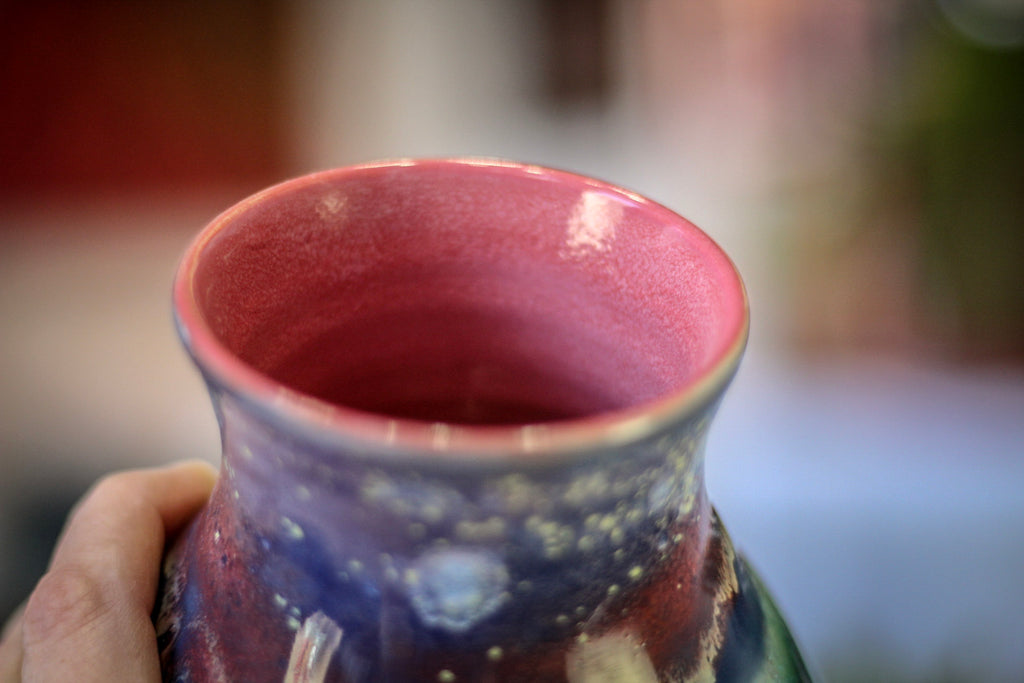 08-A Smokey Mountain Twilight Vase, 28 oz.