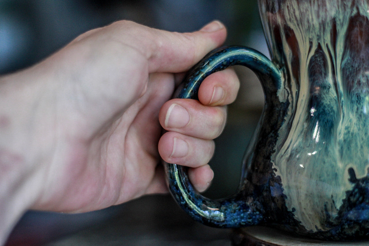 10-D New Wave Gourd Mug - TOP SHELF, 21 oz.