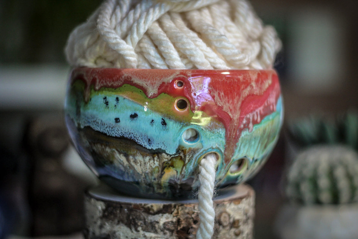 09-C "Fun" Yarn Bowl