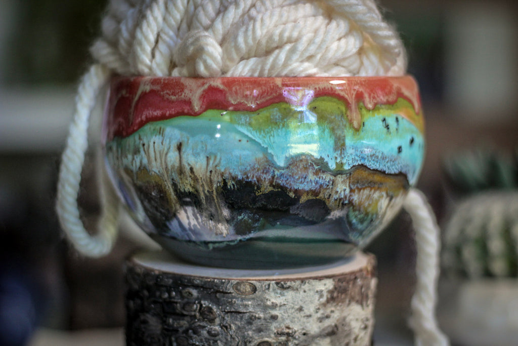 09-C "Fun" Yarn Bowl