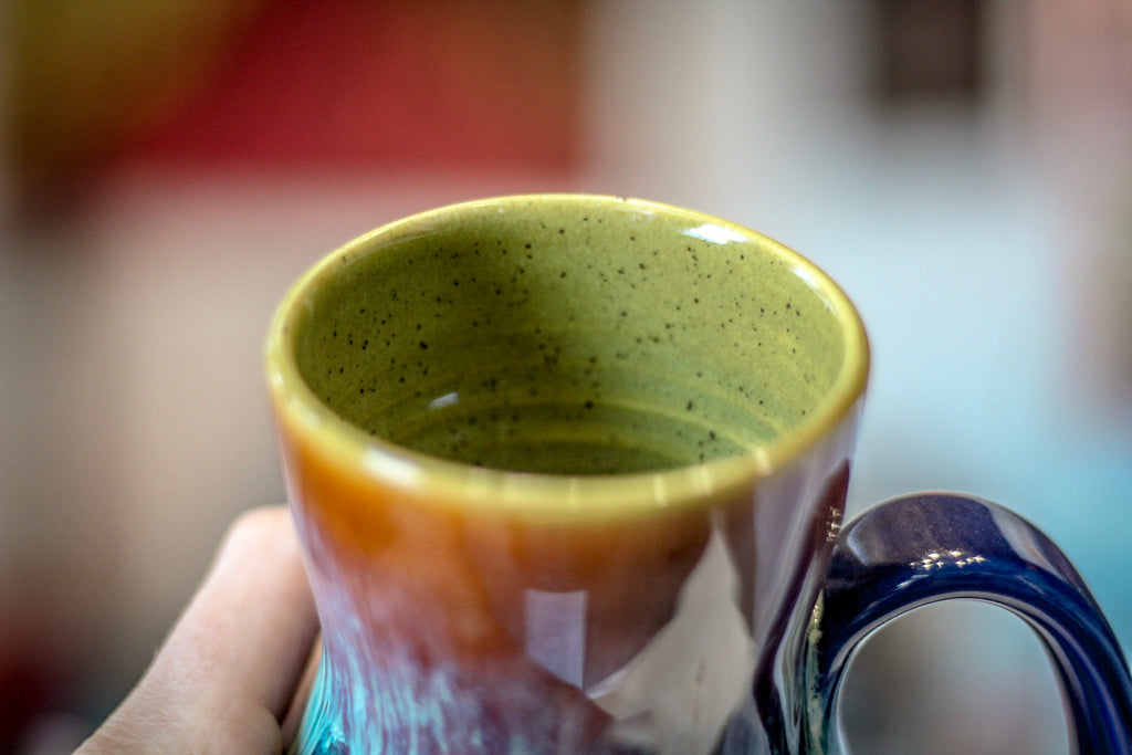10-D New Wave Acorn Mug, 17 oz.