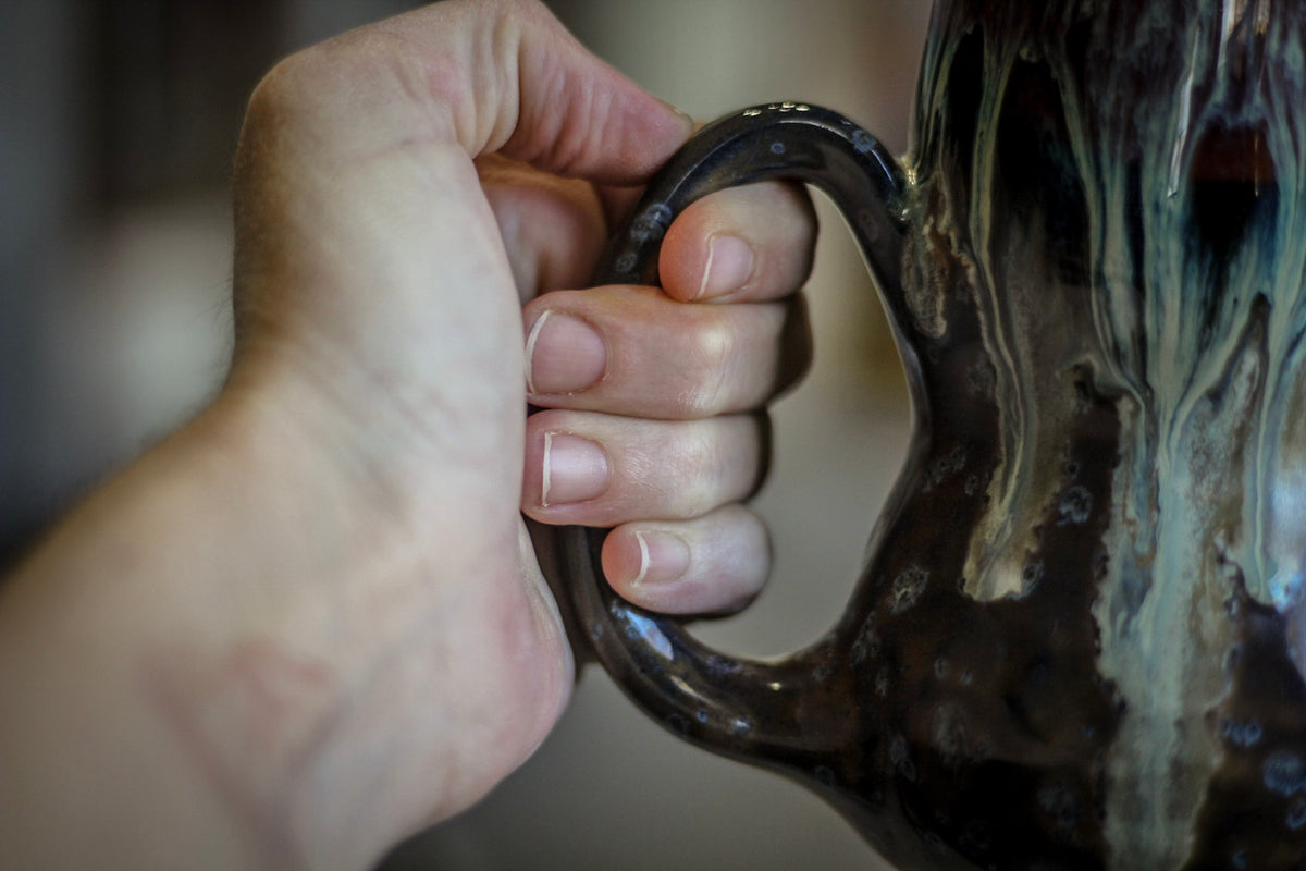 10-D New Wave Textured Gourd Mug - ODDBALL, 18 oz. - 15% off