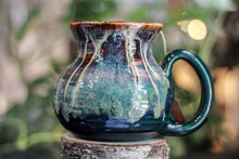 Load image into Gallery viewer, 13-D New Wave Flared Notched Mug, 27 oz.