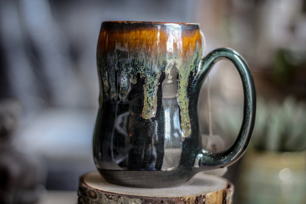 11-D PROTOTYPE Notched Gourd Mug - MINOR MISFIT, 16 oz. - 10% off