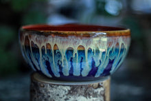 Load image into Gallery viewer, 11-E New Wave Soup Bowl, 24 oz.