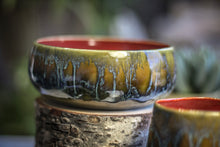 Load image into Gallery viewer, 10-E Mossy Wave Hermit Set, 13 oz. cup/ 16 oz. bowl