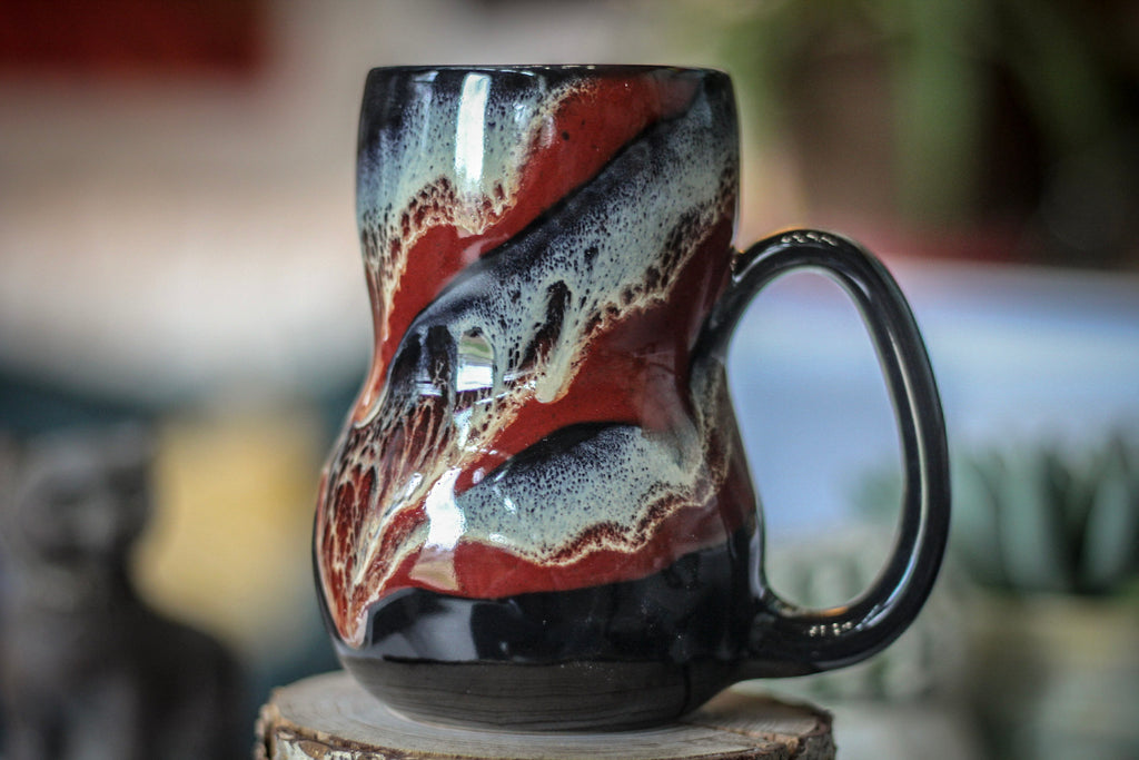 12-D Scarlet Grotto Gourd Mug, 17 oz.