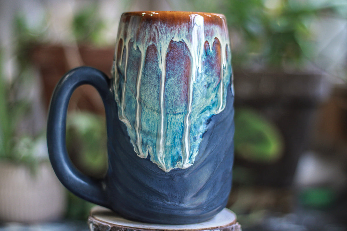 11-D New Wave Textured Mug, 24 oz.