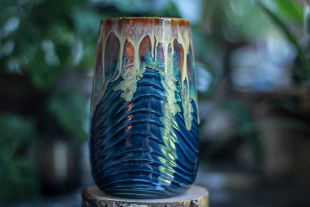 12-D New Wave Textured Mug - TOP SHELF, 26 oz.