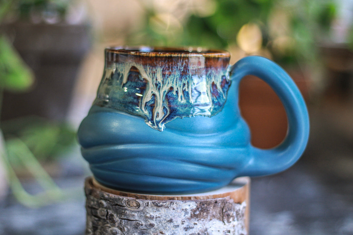 12-D New Wave Textured Acorn Mug - 19 oz.