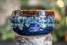 Load image into Gallery viewer, 14-E New Wave Bowl, 20 oz.