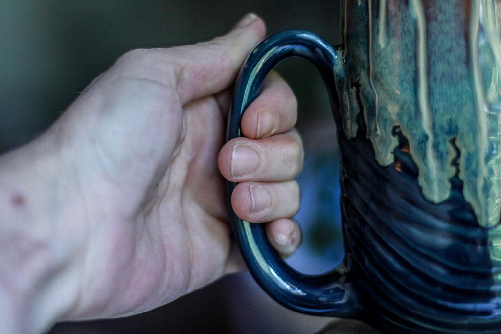 12-D New Wave Textured Mug - TOP SHELF, 26 oz.