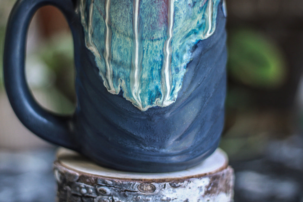 11-D New Wave Textured Mug, 24 oz.