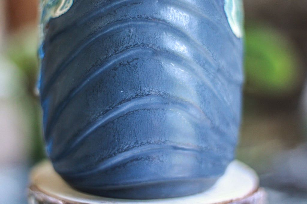 11-D New Wave Textured Mug, 24 oz.