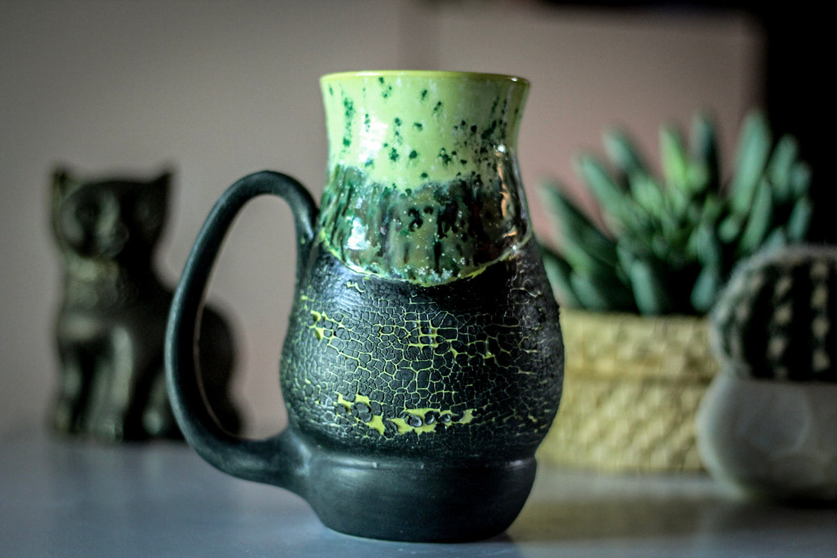 14-A Dragon Barely Flared Acorn Mug - MISFIT, 20 oz. - 25% off
