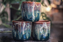 Load image into Gallery viewer, 11-F New Wave Divot Cup, 14 oz.