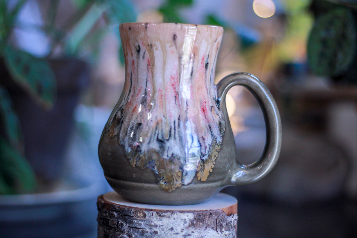 12-D Granny's Lace Barely Flared Acorn Mug - MISFIT, 22 oz. - 15% off