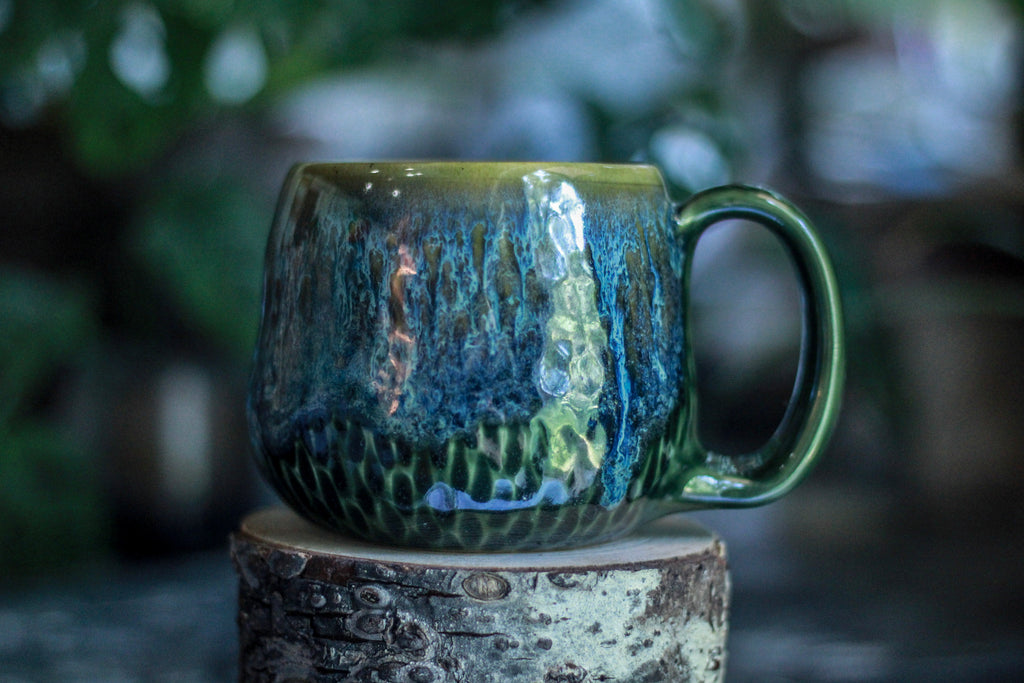 13-E Mossy Wave Textured Squat Gourd Mug, 16 oz.