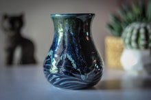 Load image into Gallery viewer, 15-E Astral Wave Barely Flared Textured Cup, 14 oz.