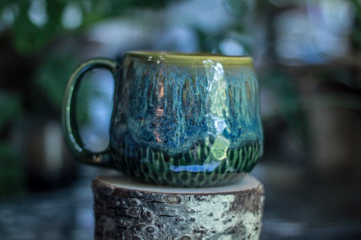 13-E Mossy Wave Textured Squat Gourd Mug, 16 oz.