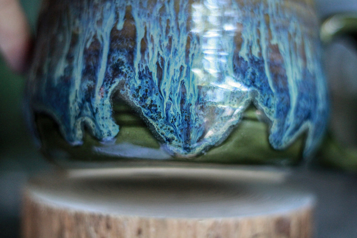 14-E Mossy Wave Textured Mug, 16 oz.