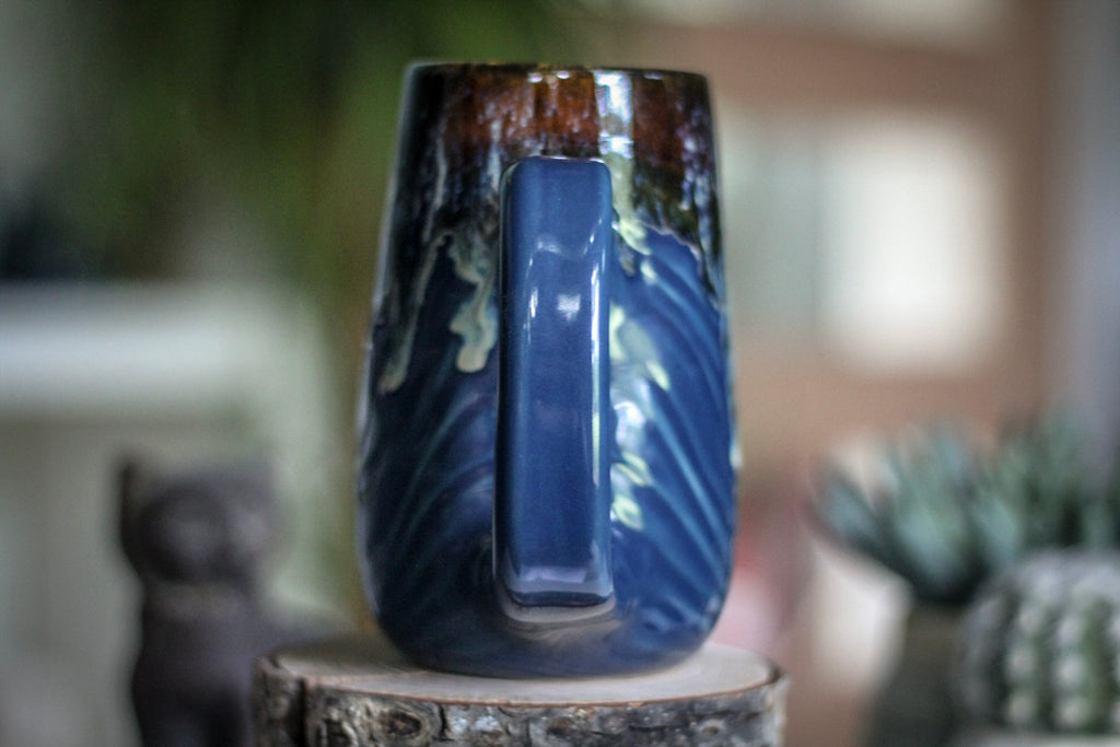 13-D Electric Wave Textured Mug, 19 oz.