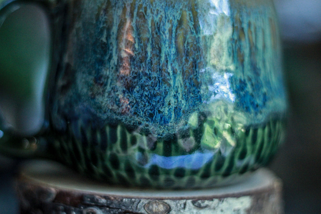 13-E Mossy Wave Textured Squat Gourd Mug, 16 oz.