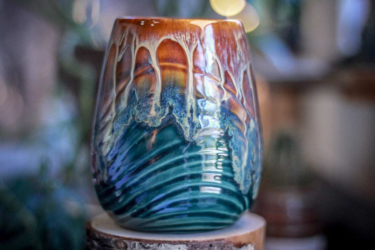 14-D New Wave Textured Mug - TOP SHELF, 25 oz.