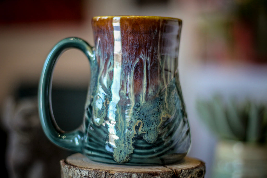 12-D New Wave Flared Textured Mug, 15 oz.