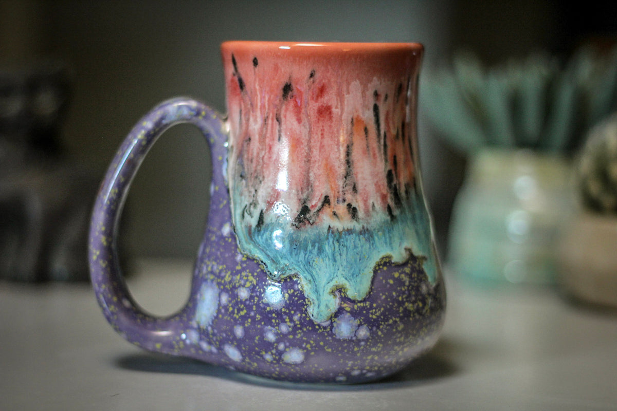 13-D Coral Meadow Barely Flared Mug, 17 oz.