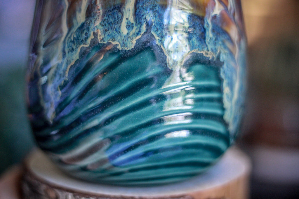 14-D New Wave Textured Mug - TOP SHELF, 25 oz.