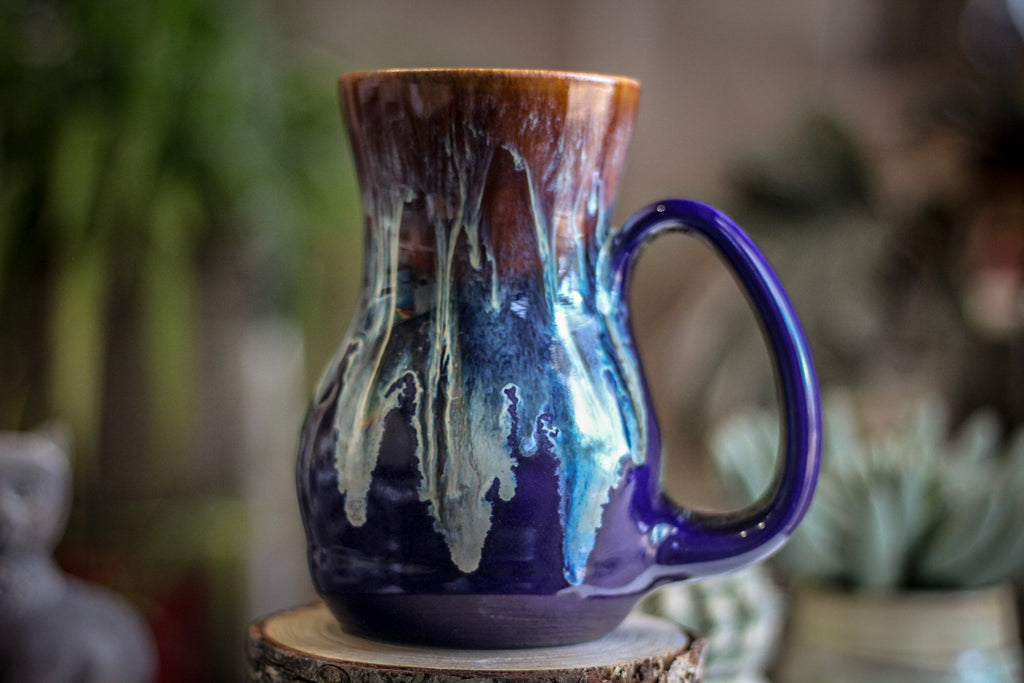 13-D New Wave Flared Acorn Mug - TOP SHELF, 18 oz.