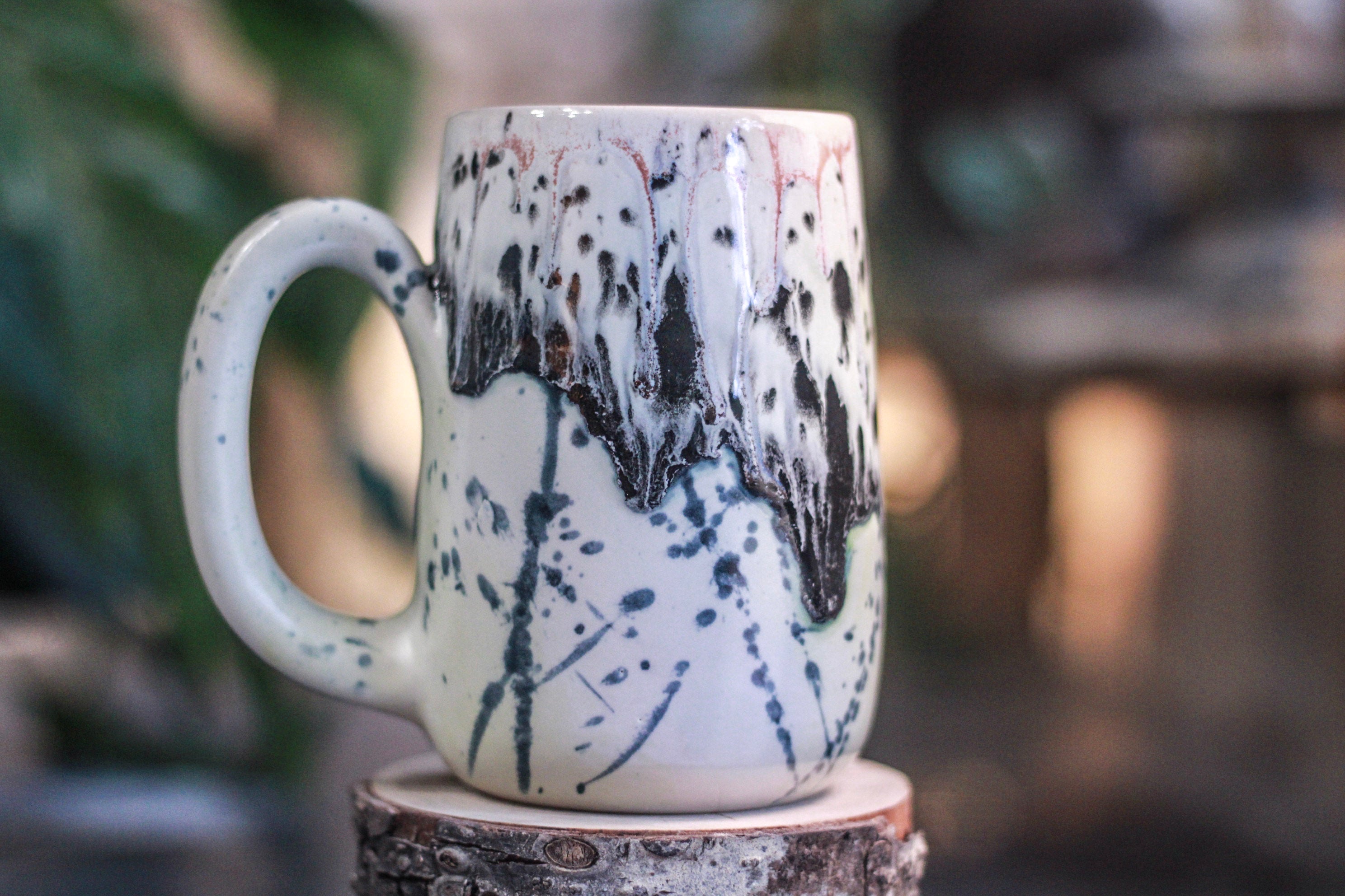 02-D Corona Flow Variation Mug - MINOR MISFIT, 22 oz. - 10% off