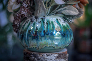 02-B Champlain Falls Squat Vase - MISFIT, 27 oz. - 15% off
