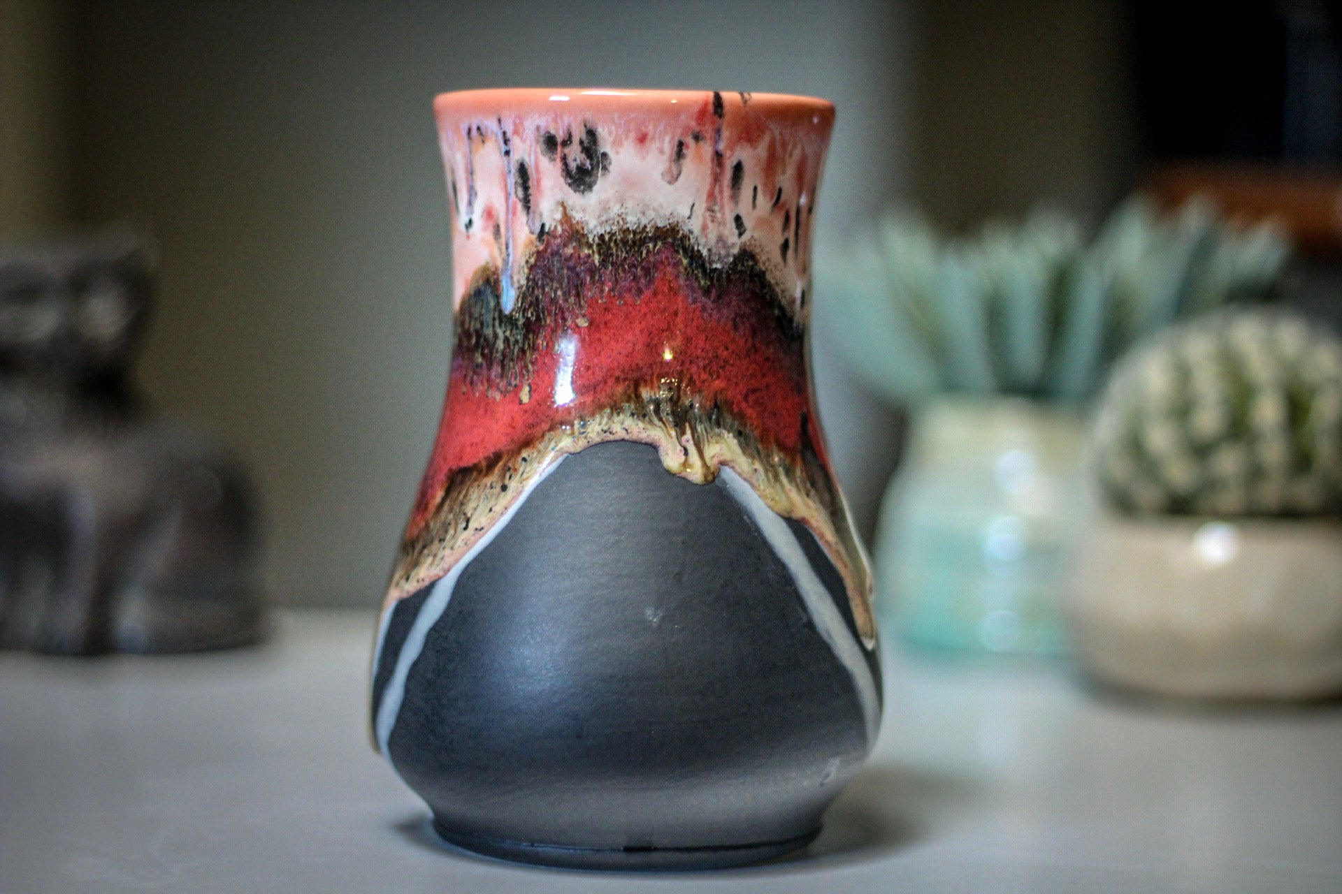 02-A Coral Mountain Shale Barely Flared Mug MISFIT, 20 oz. - 10% off