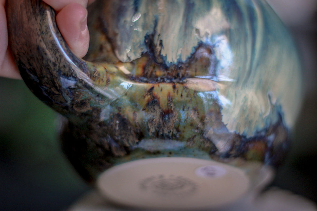13-D  New Wave Barely Flared Textured Acorn Mug, 22 oz.