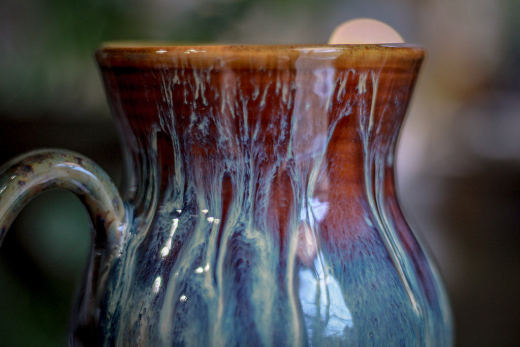 13-D  New Wave Barely Flared Textured Acorn Mug, 22 oz.