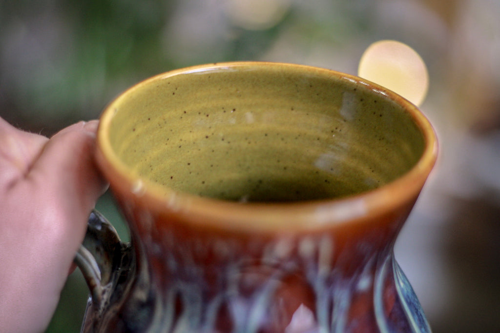 13-D  New Wave Barely Flared Textured Acorn Mug, 22 oz.