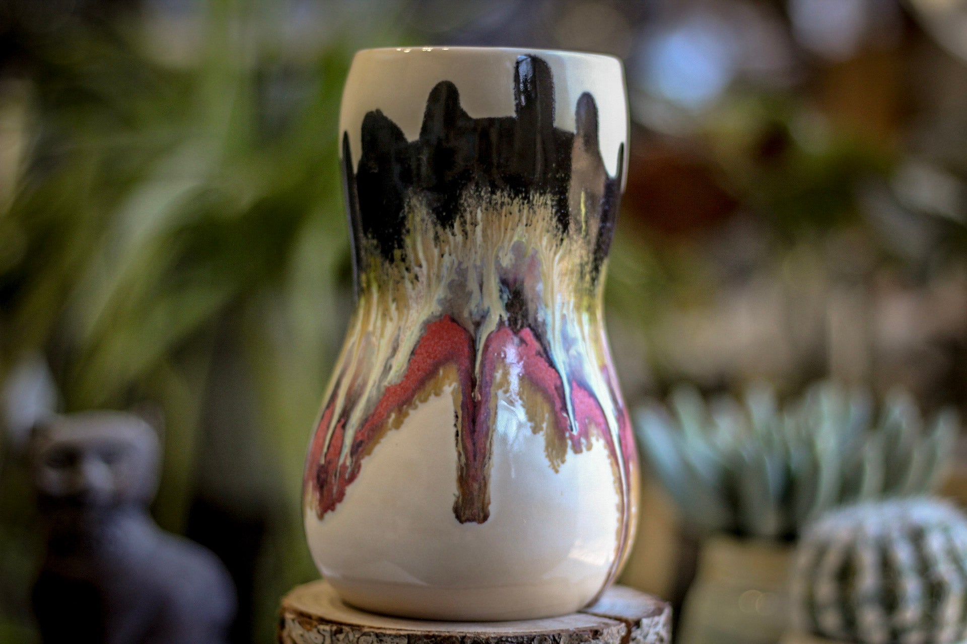 02-A Wonderland PROTOTYPE Gourd Mug, 25 oz.