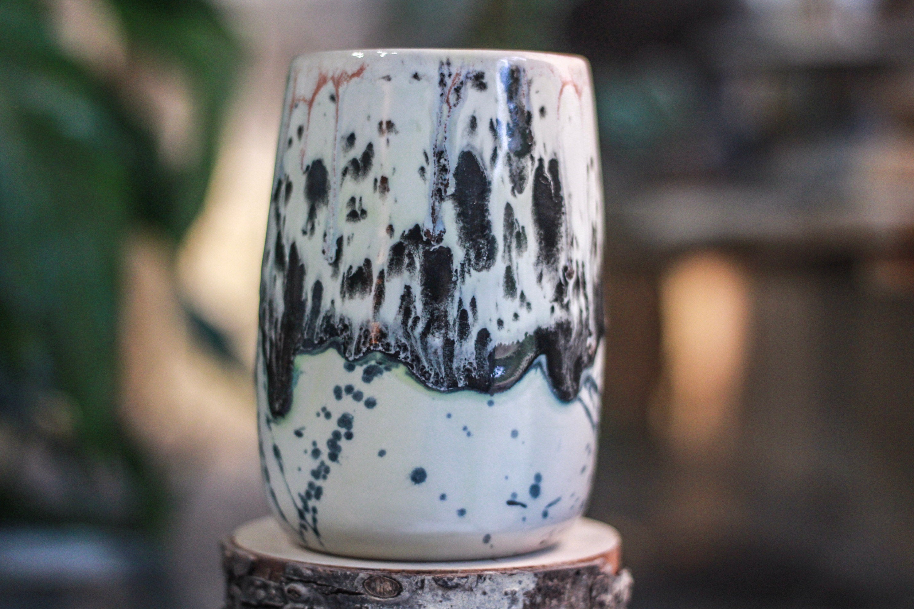 02-D Corona Flow Variation Mug - MINOR MISFIT, 22 oz. - 10% off