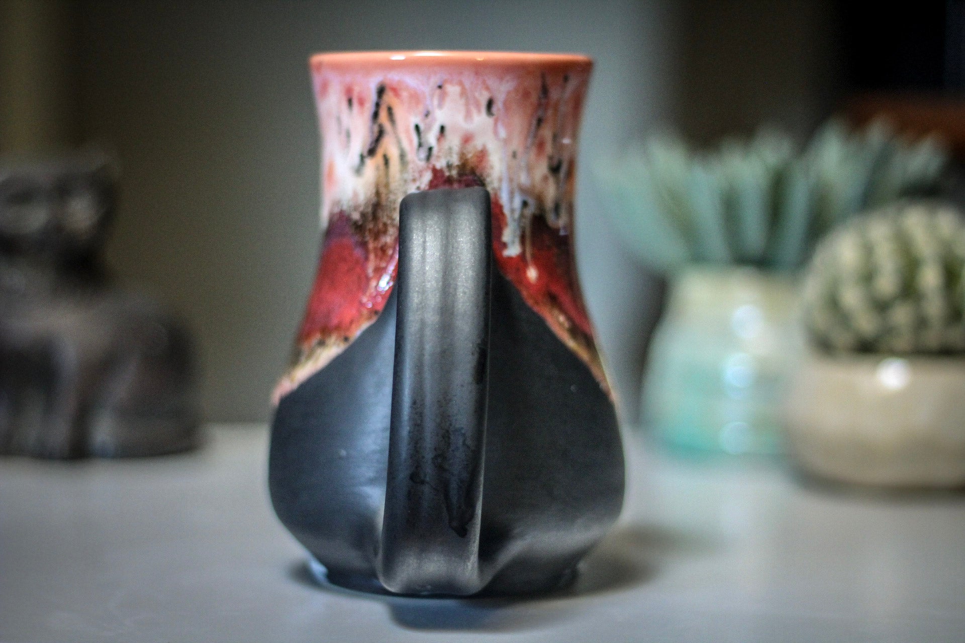 02-A Coral Mountain Shale Barely Flared Mug MISFIT, 20 oz. - 10% off