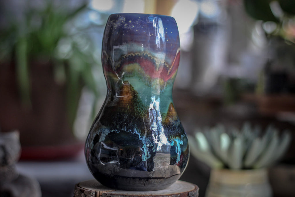 02-A+ Rocky Mountain High Gourd Vase - TOP SHELF NEXT LEVEL, 22 oz.