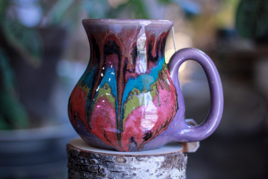 10-B Rainbow Grotto Barely Flared Notched Mug - MISFIT, 19 oz. - 10% off
