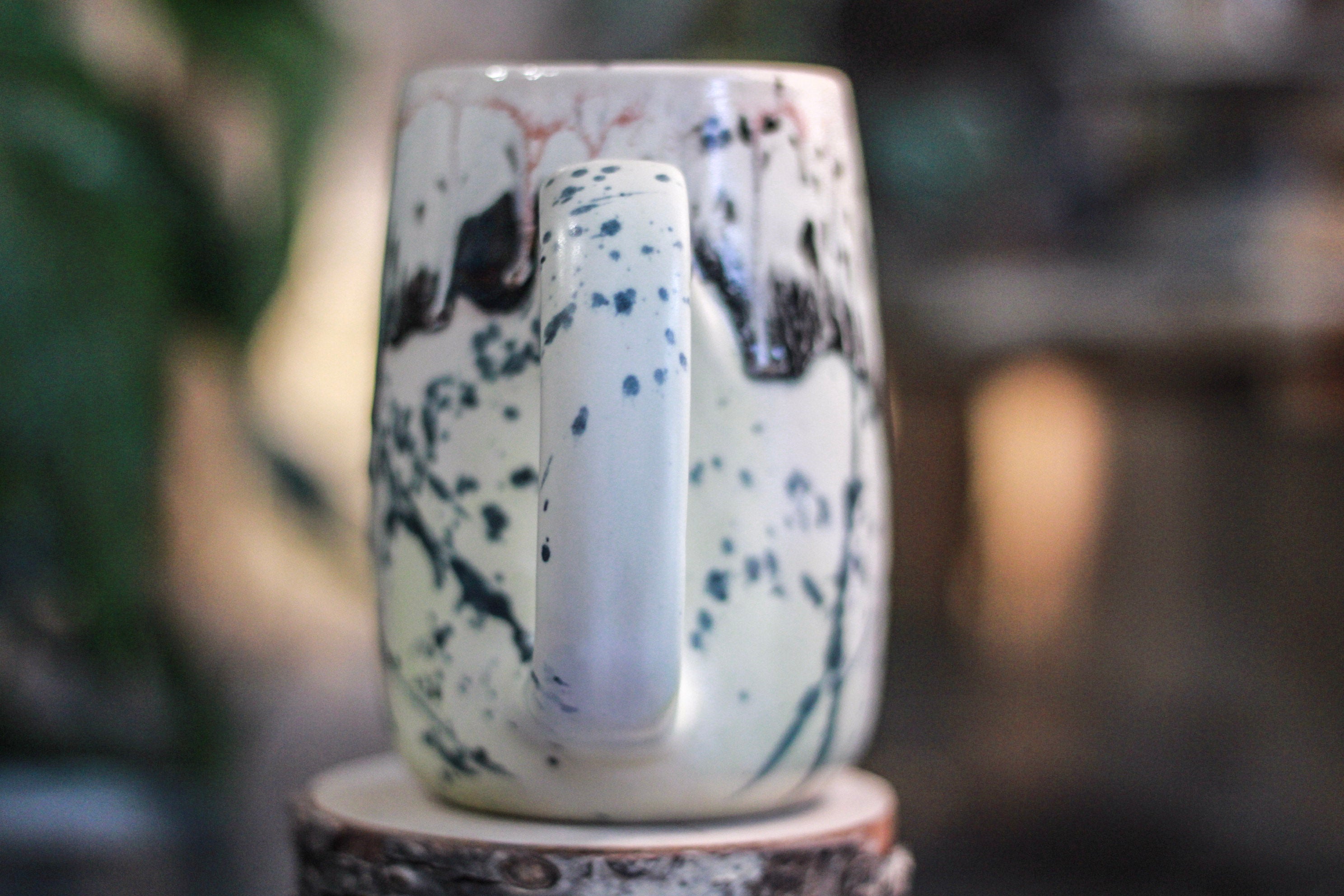 02-D Corona Flow Variation Mug - MINOR MISFIT, 22 oz. - 10% off