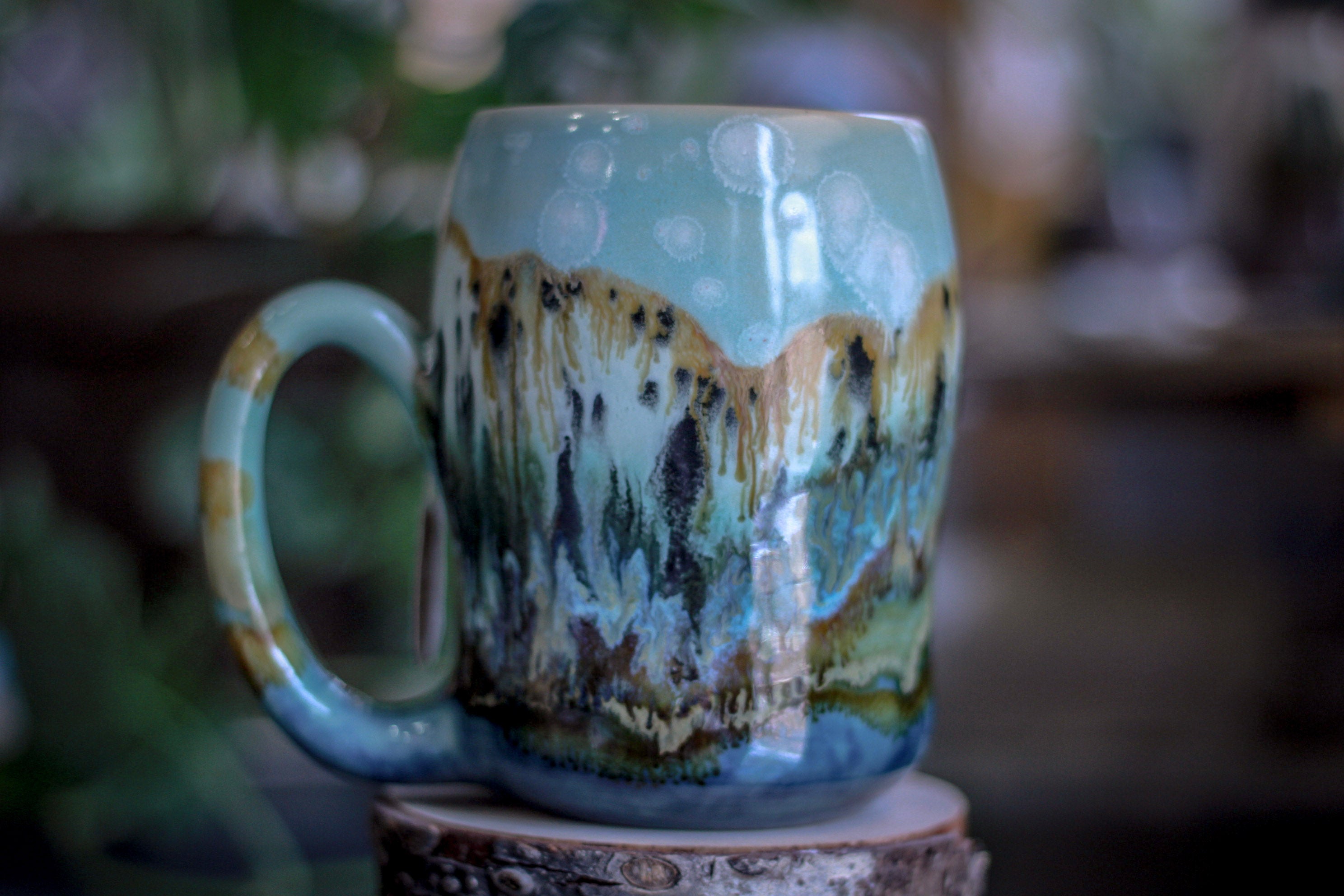 02-A Yellowstone Notched Mug, 21 oz.