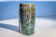 Load image into Gallery viewer, 14-F Mossy Wave Textured Beer Cup, 15 oz.