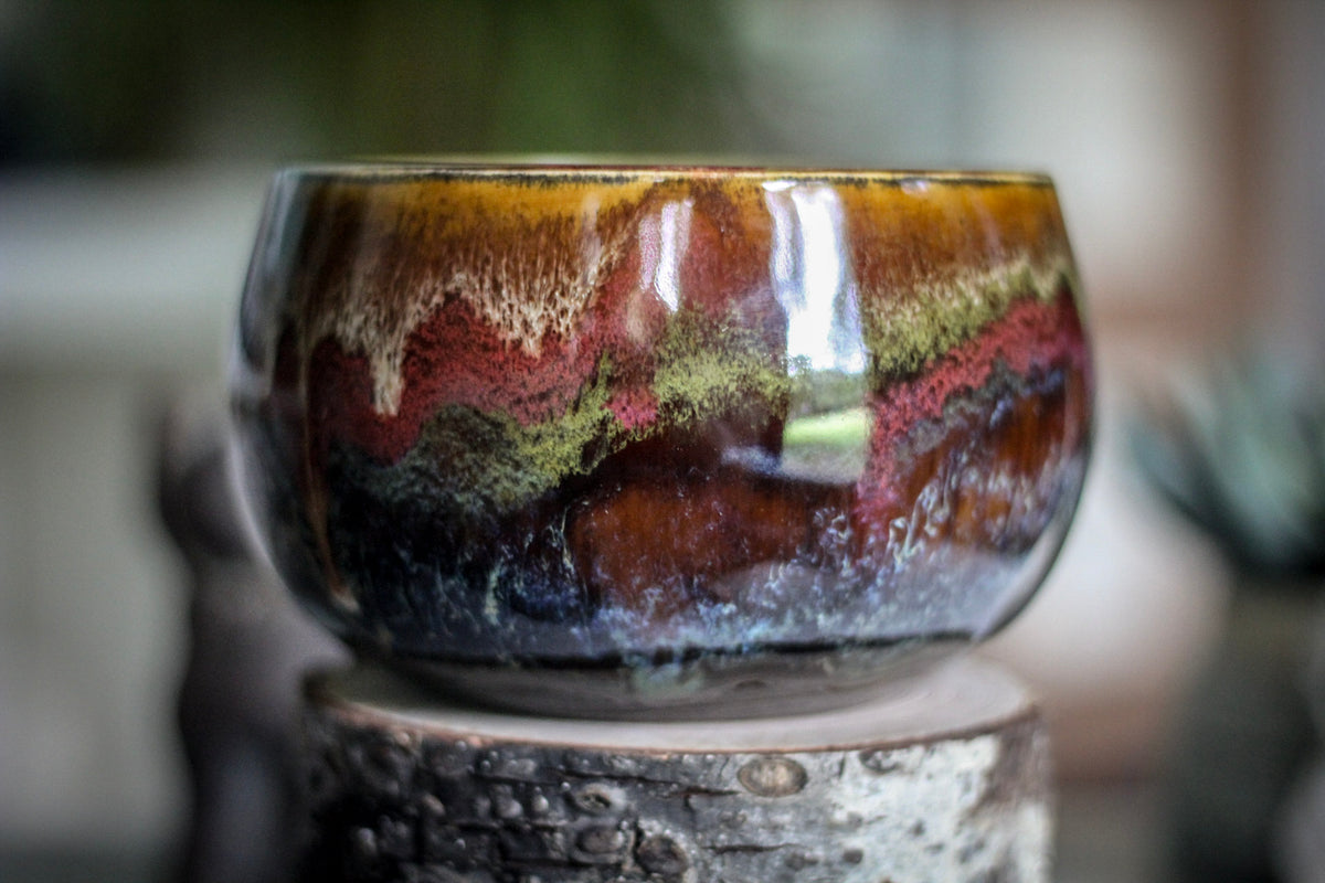 16-B Rainbow Grotto Bowl, 26 oz.