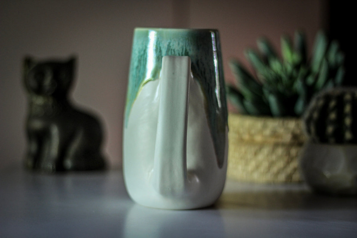 18-G Atlantean Jade Mug, 19 oz.